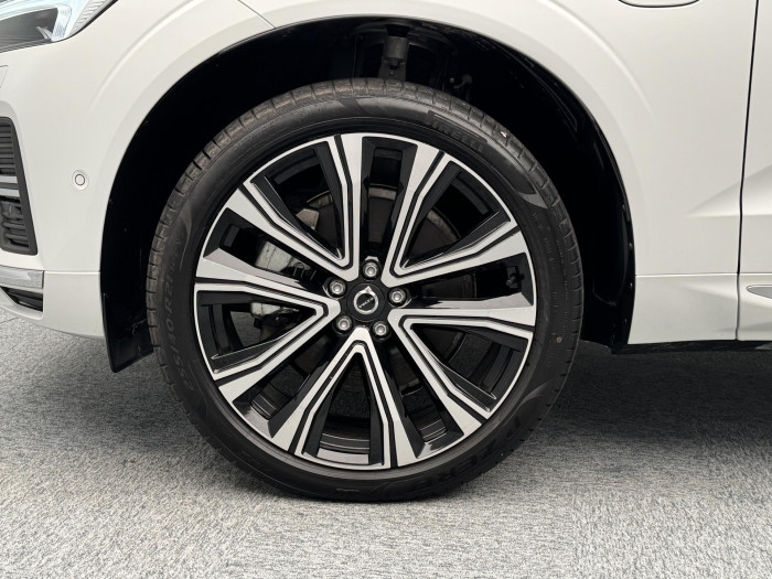 Volvo XC60 T8 AWD RECHARGE BRIGHT PLUS