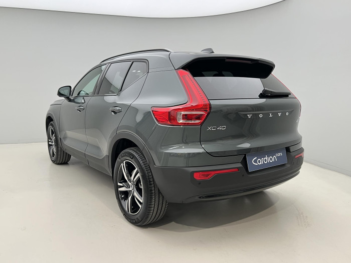 Volvo XC40 B3 DARK PLUS AUT