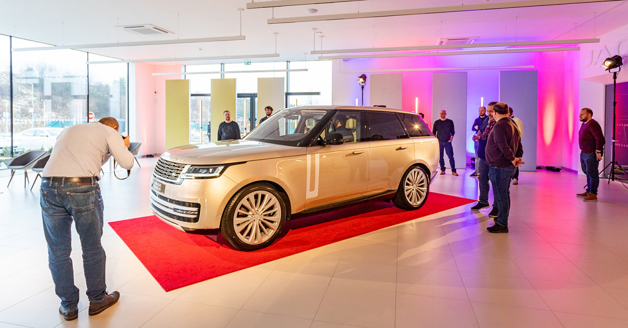 Nový Range Rover byl představen novinářům v Albion Cars