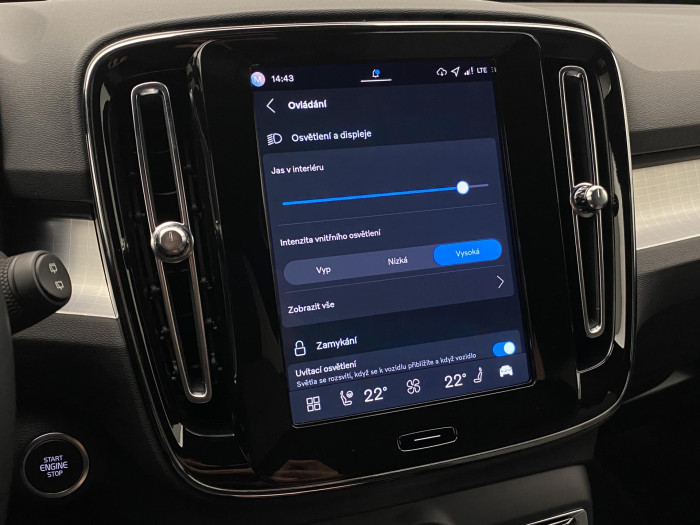 Volvo XC40 B3 AUT DARK PLUS