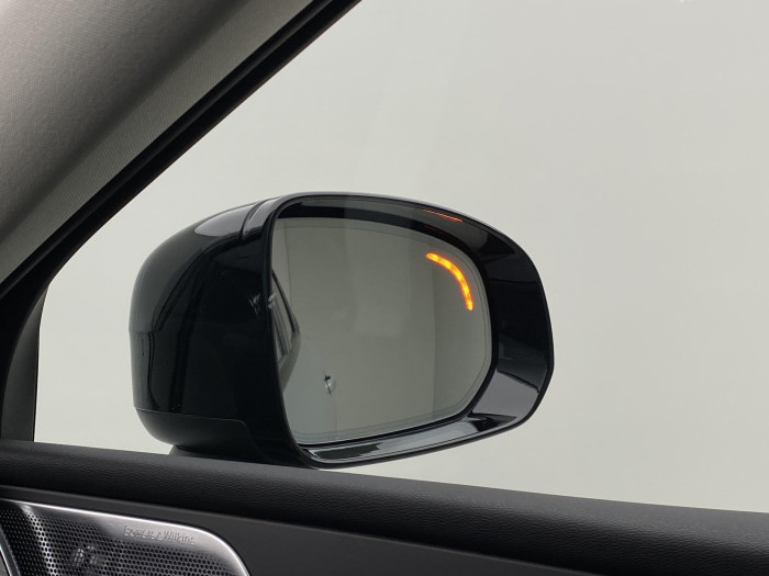 Volvo XC60 T8 AWD PLUG-IN DARK ULTRA CZ