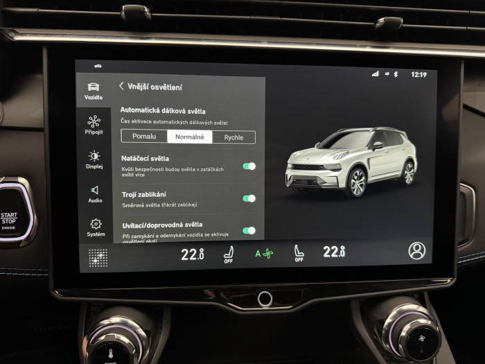 Lynk & Co 01 PHEV DCT AUT REZERVACE