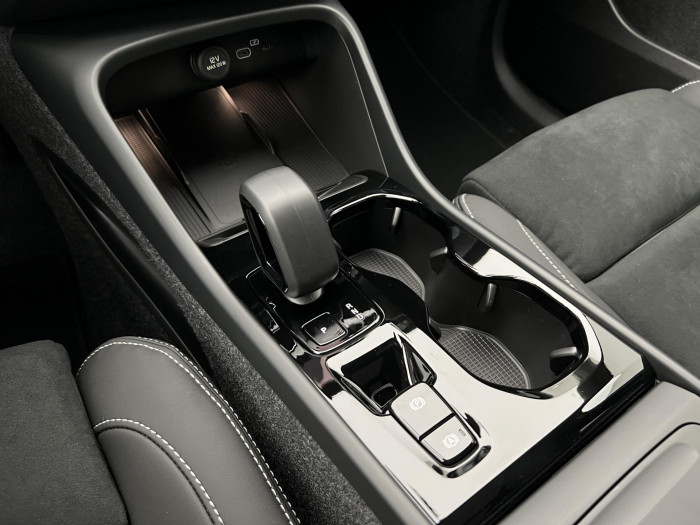 Volvo XC40 B4 BLACK EDITION ULTRA AUT 2.0 Edition