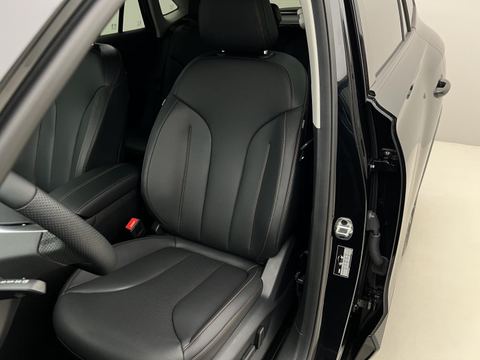 MG HS 1.5 TGI EXCLUSIVE AUT CZ 1.maj 1.5 Exclusive