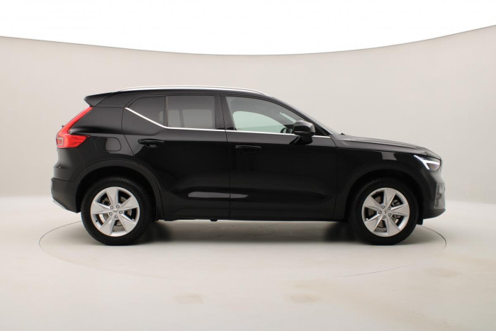 Volvo XC40 B4 AWD BRIGHT PLUS REZERVACE 2.0 Plus