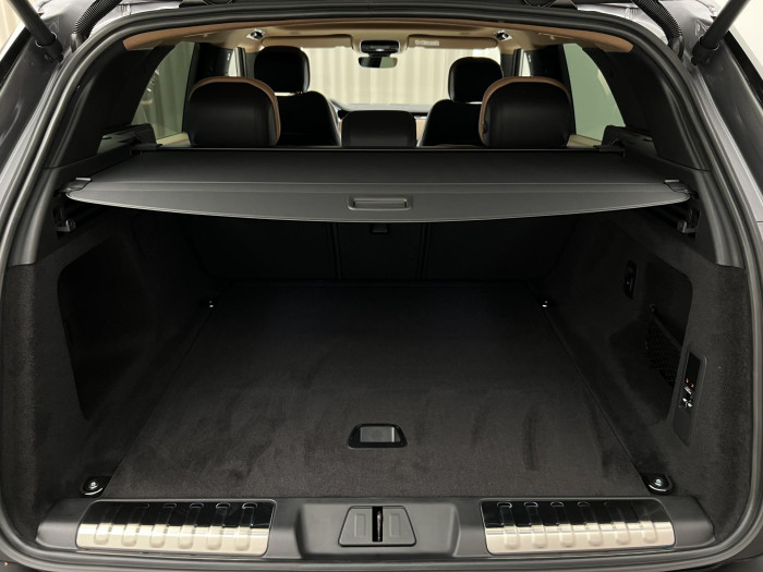 Land Rover Range Rover Sport D300 DYNAMIC SE REZERVACE 3.0 d Dynamic SE