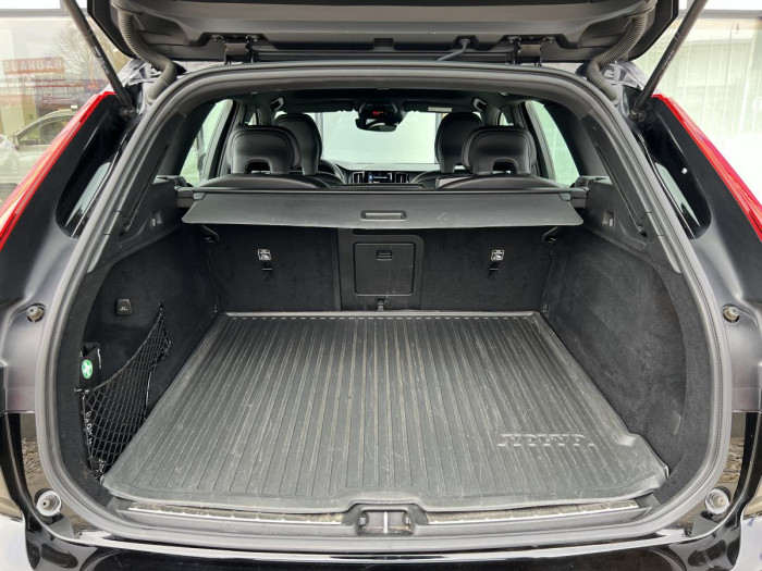 Volvo XC60 D3 MOMENTUM 1.maj. 2.0 d Momentum