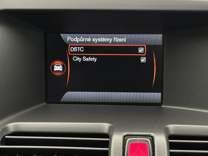 Volvo XC60 3.2 AWD MOMENTUM CZ 3.2 Momentum