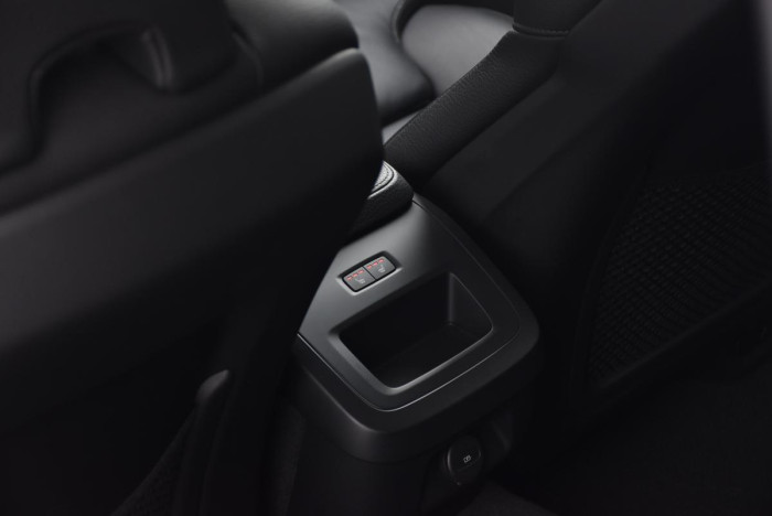 Volvo V90 CC D4 MOMENTUM REZERVACE 2.0 d CC CC Momentum