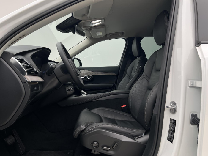 Volvo XC90 B5 AWD PLUS DARK 7MÍST AUT CZ