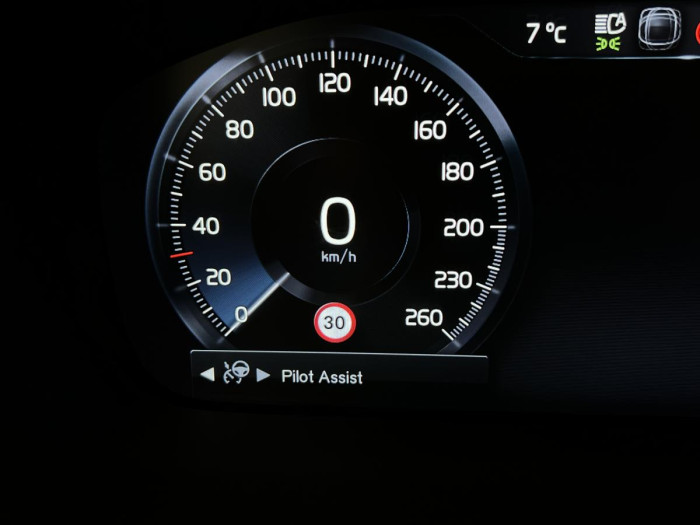 Volvo V90 D4 MOMENTUM Aut 2.0 d Momentum