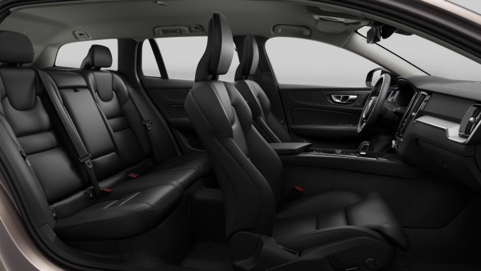 Volvo V60 B4 AUT DARK PLUS