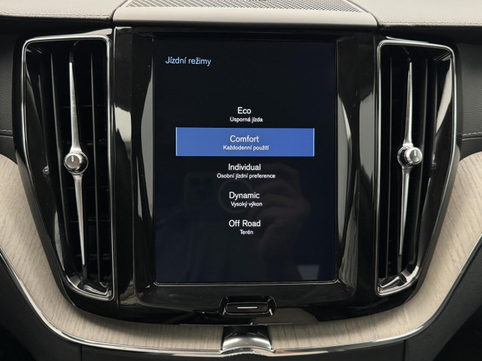 Volvo XC60 D4 AWD INSCRIPTION AUT 2.0 d