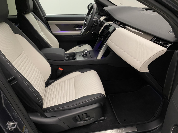 Land Rover Discovery Sport D200 R-DYNAMIC SE AWD AUT 2.0 d Dynamic SE