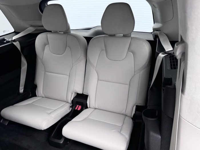 Volvo XC90 B5 AWD AUT BRIGHT ULTRA 7 míst