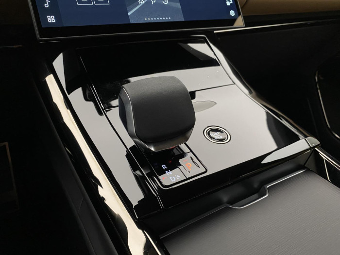 Land Rover Range Rover Sport D300 DYNAMIC SE AWD AUT 3.0 d Dynamic SE