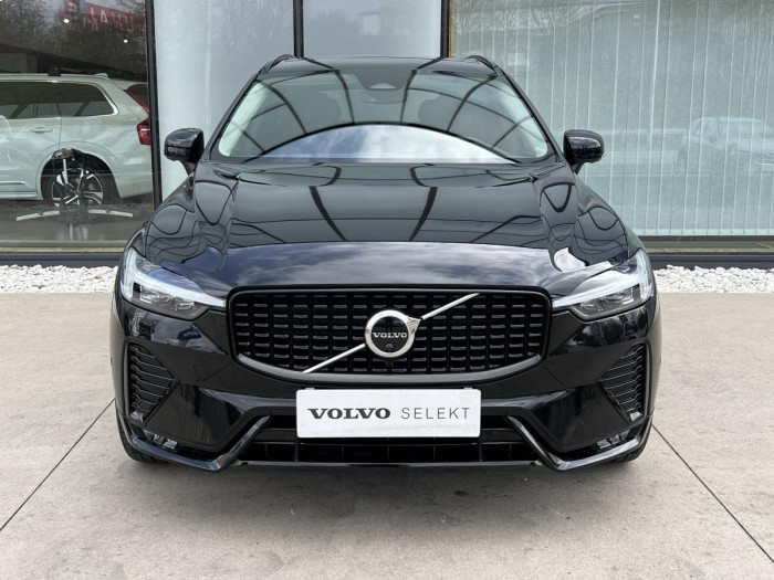 Volvo XC60 B5 AWD ULTIMATE DARK Aut CZ