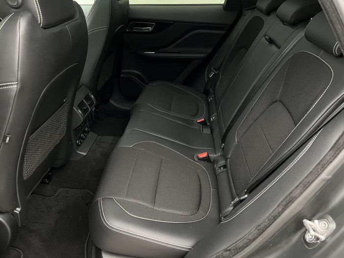 Jaguar F-Pace 20d R-SPORT AWD AUT CZ 2.0 d Sport