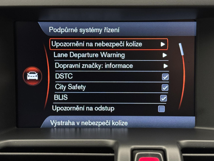 Volvo XC60 D5 AWD SUMMUM REZERVACE 2.4 d Summum