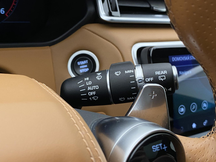 Land Rover Range Rover Velar D300 R-DYNAMIC HSE AWD AUT 3.0 d Dynamic