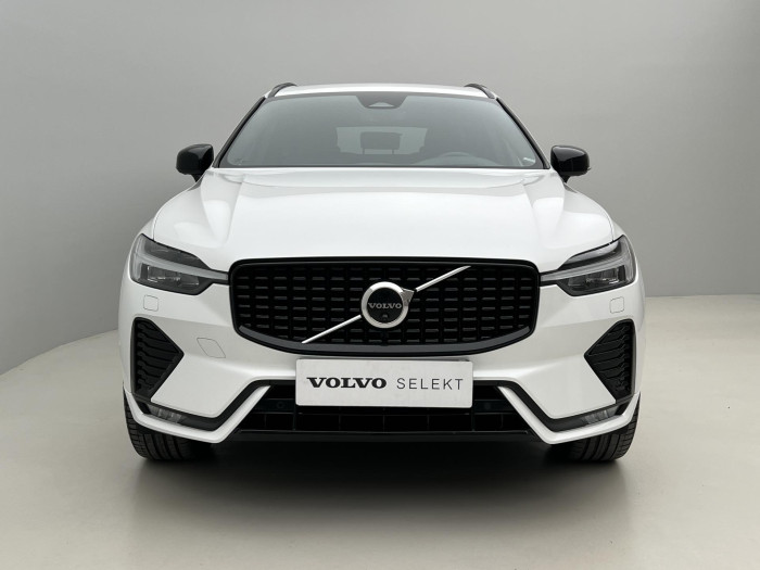 Volvo XC60 B4 AWD R-DESIGN AUT CZ