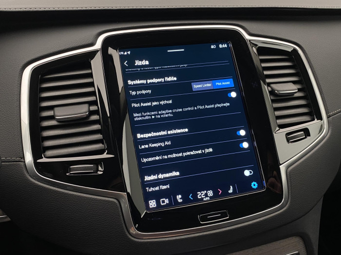 Volvo XC90 B6 AWD BRIGHT PLUS REZERVACE