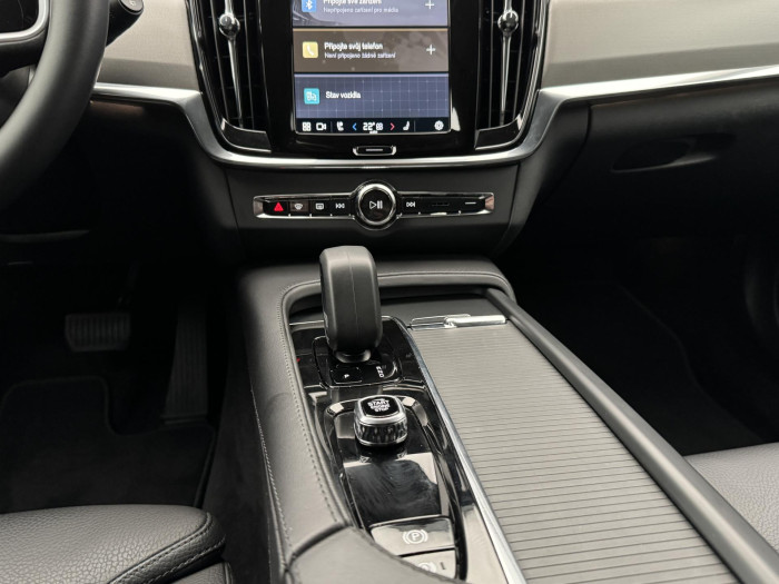 Volvo V90 B5 AWD PLUS DARK AUT