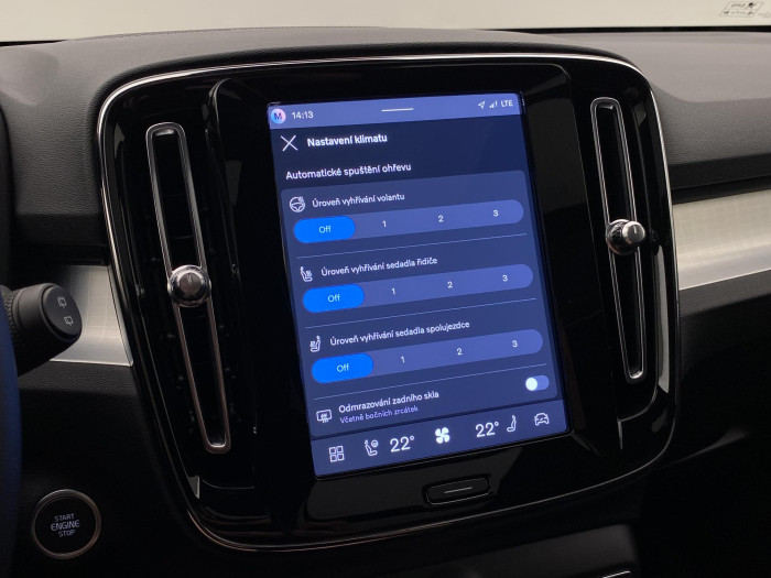 Volvo XC40 B3 AUT PLUS BLACK EDITION