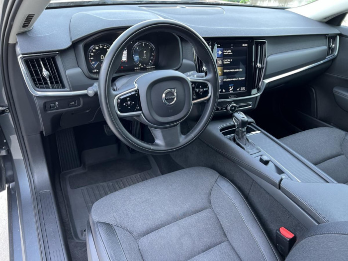 Volvo V90 D4 Aut 1.maj. NAVIGACE 2.0 d