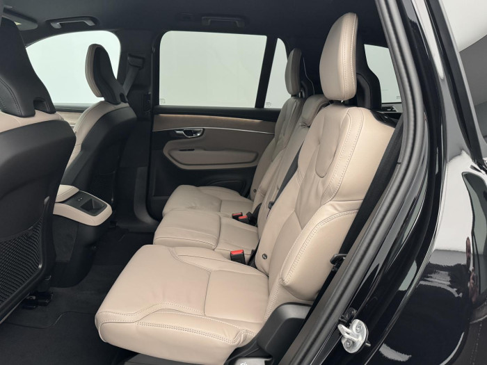 Volvo XC90 B5 AWD AUT BRIGHT PLUS 7-míst