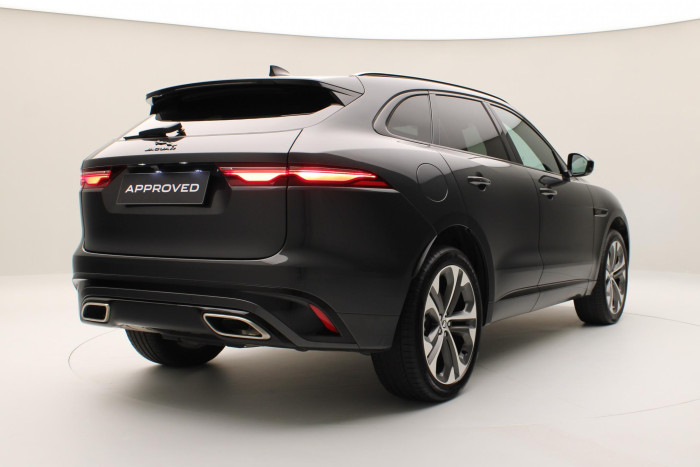 Jaguar F-Pace REZERVACE