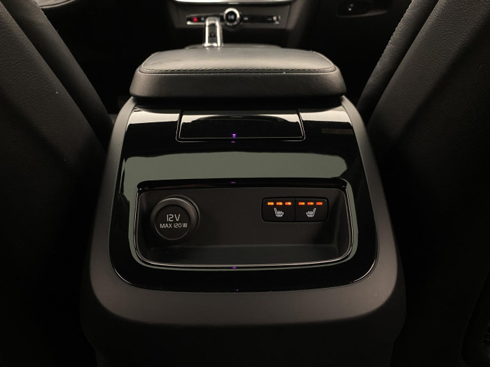 Volvo S90 T8 TWIN ENGINE INSCRIPTION