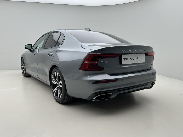 Volvo S60 T5 R-DESIGN POLESTAR AUT CZ