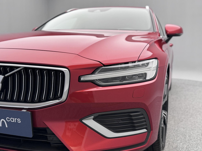 Volvo V60 T8 AWD RECHARGE INSCRIPTION