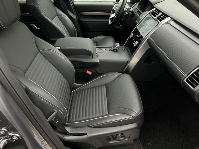 Land Rover Discovery D250 R-DYNAMIC SE AWD AUT 3.0 d Dynamic SE