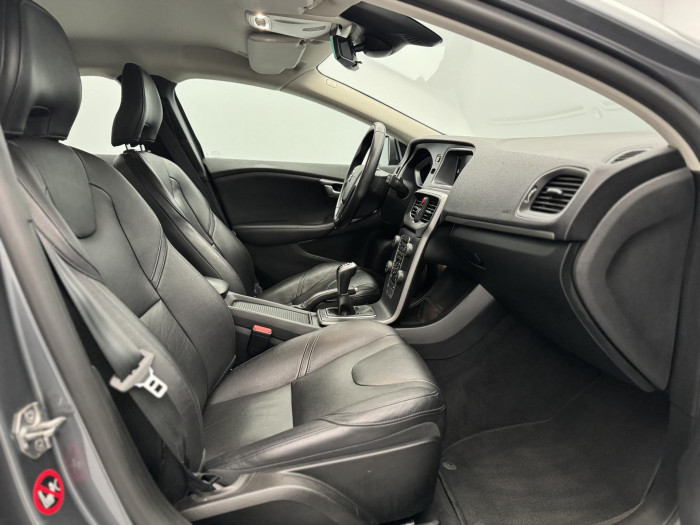Volvo V40 D2 MOMENTUM 2.0 d Momentum