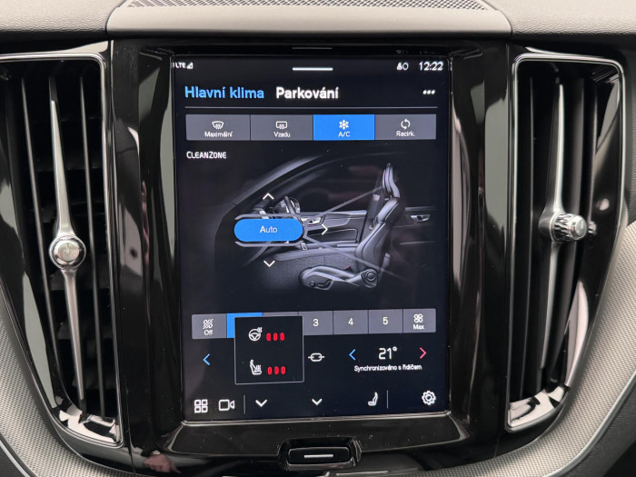 Volvo XC60 T6 AWD RECHARGE PLUS DARK AUT