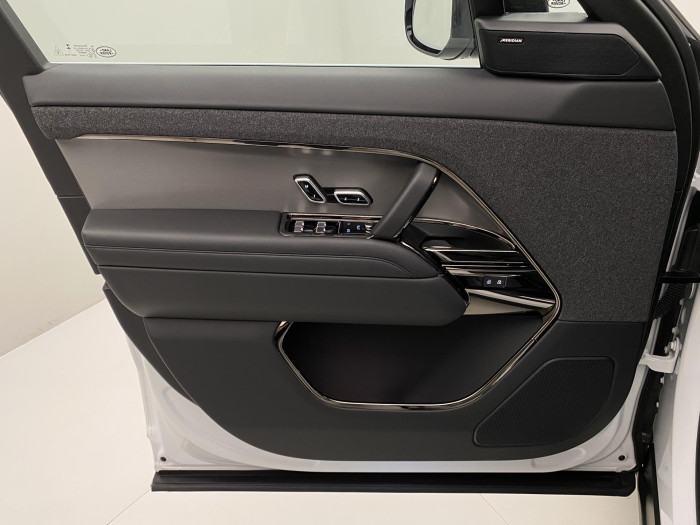 Land Rover Range Rover Sport D250 DYNAMIC SE AWD AUT 3.0 d Dynamic SE