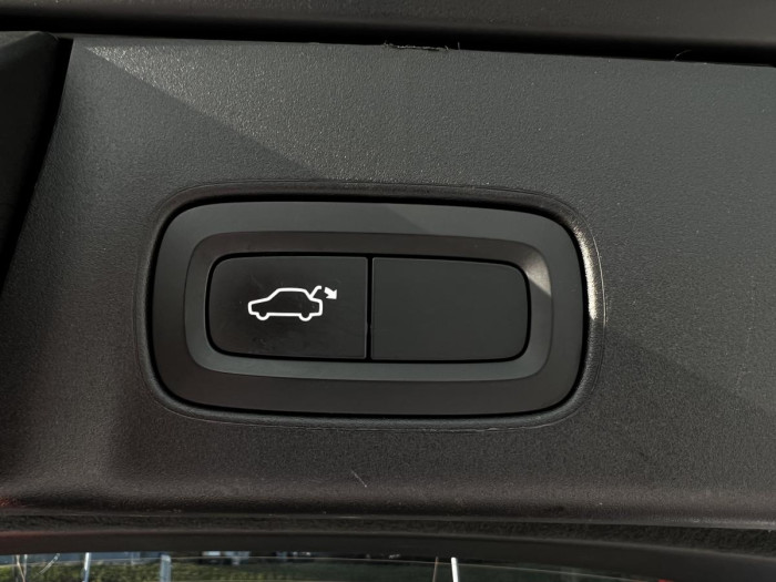 Volvo V90 D3 MOMENTUM 1.maj. 2.0 d Momentum