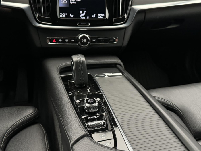 Volvo V90 B4 MOMENTUM AUT NAV 2.0 Momentum