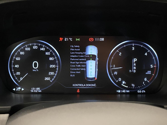 Volvo V90 CC D4 AWD PRO REZERVACE 2.0 d CC CC
