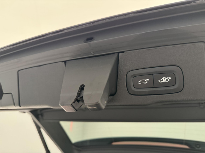 Volvo XC60 T6 AWD RECHARGE PLUS DARK