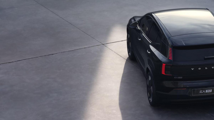Volvo EX30 PURE ELECTRIC RECHAR. PLUS RWD Plus