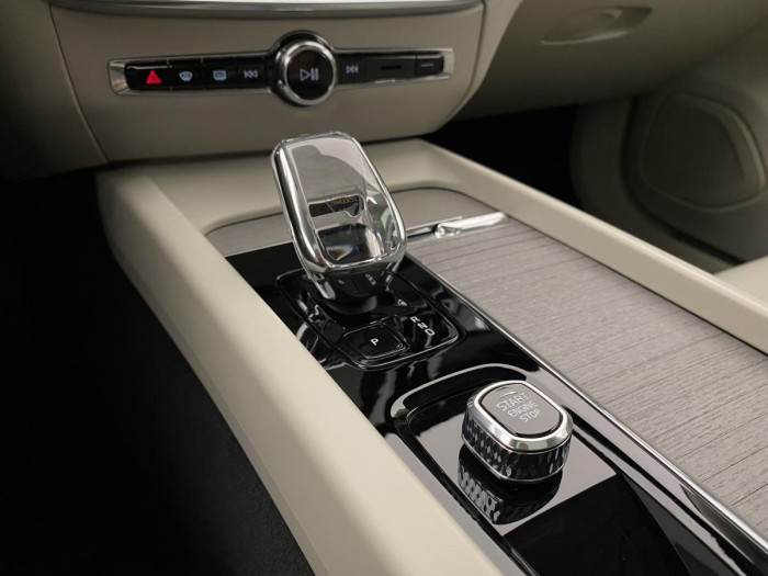 Volvo V60 CC B5 AWD ULTIMATE REZERVACE 2.0 CC CC