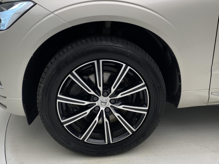 Volvo XC60 B5 AWD INSCRIPTION AUT CZ