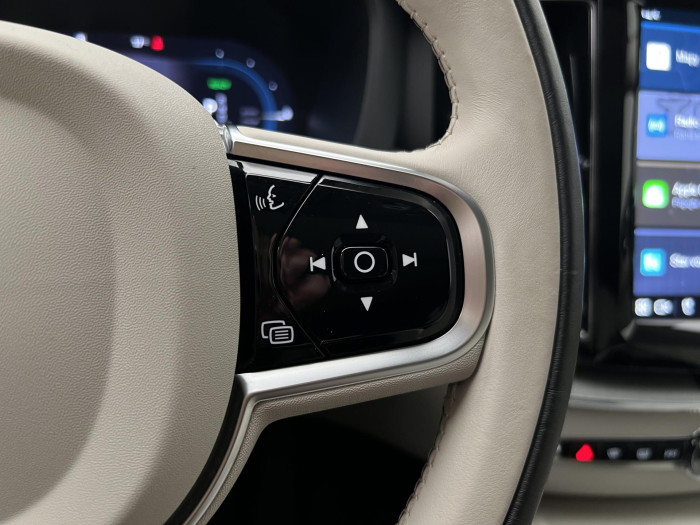 Volvo XC60 T6 AWD RECHARGE PLUS DARK AUT