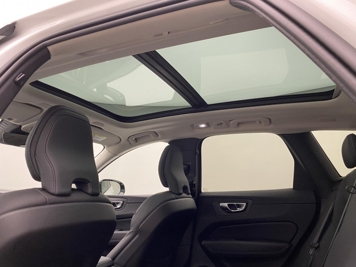 Volvo XC60 T8 AWD DARK PLUS RECHARGE AUT