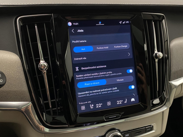 Volvo V90 T8 AWD Plug-in DARK ULTRA