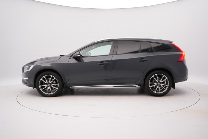 Volvo V60 CROSS COUNTRY D4 AWD SUMMUM 2.4 d Summum