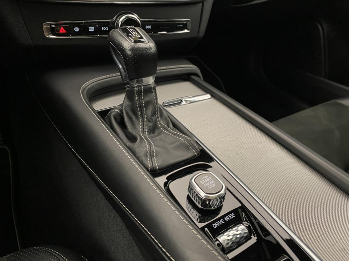 Volvo V90 D4 R-DESIGN AUT 2.0 d